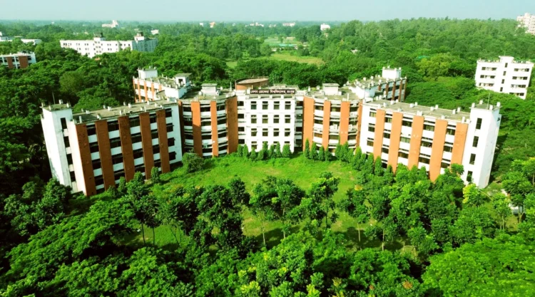 BRUR expels three students for ragging