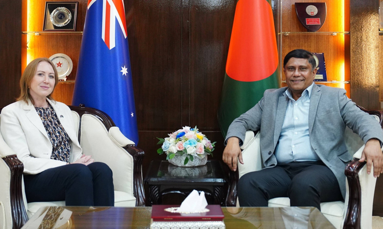 Australian High Commissioner meets PM’s Defence Adviser